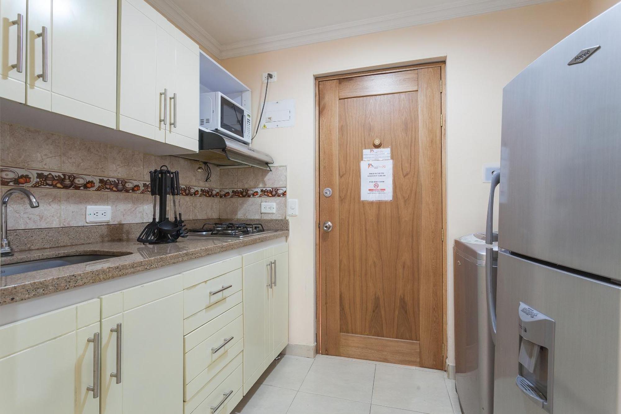 Apartamentos Laureles De La 70 Medellín Eksteriør bilde